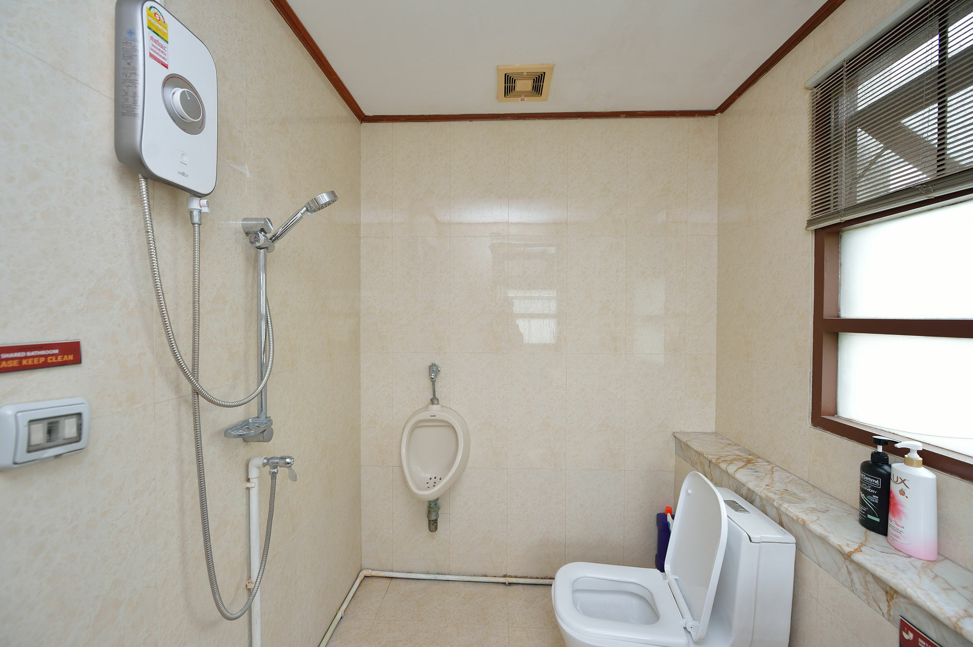 Lost And Found Bed And Breakfast Bangkok Exterior photo